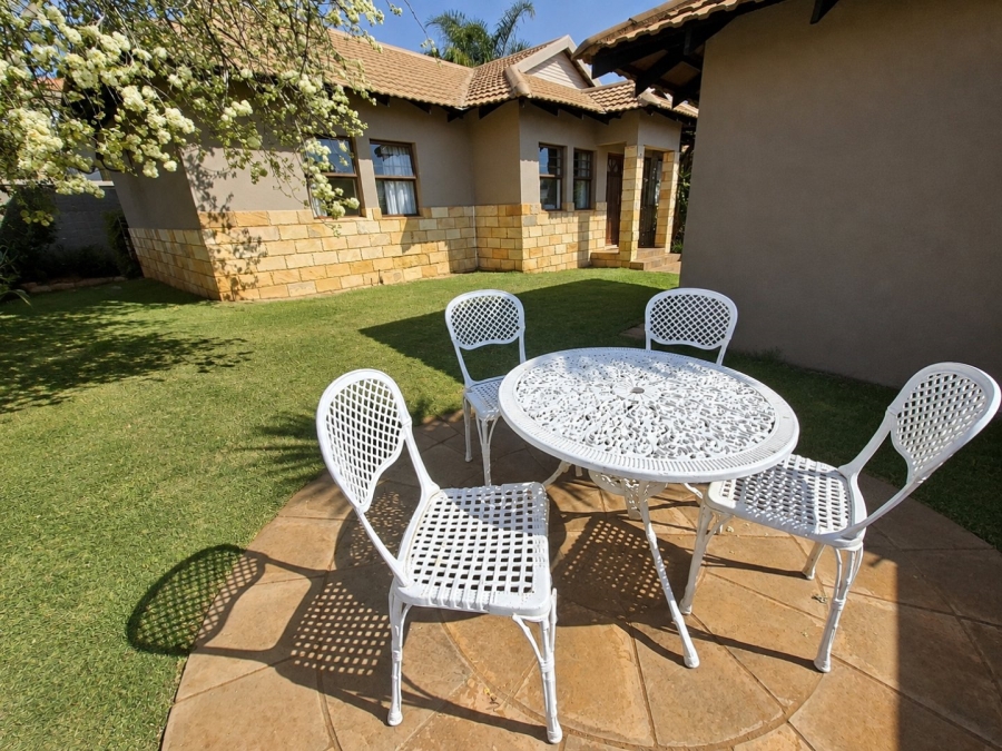 2 Bedroom Property for Sale in Woodland Hills Wildlife Estate Free State